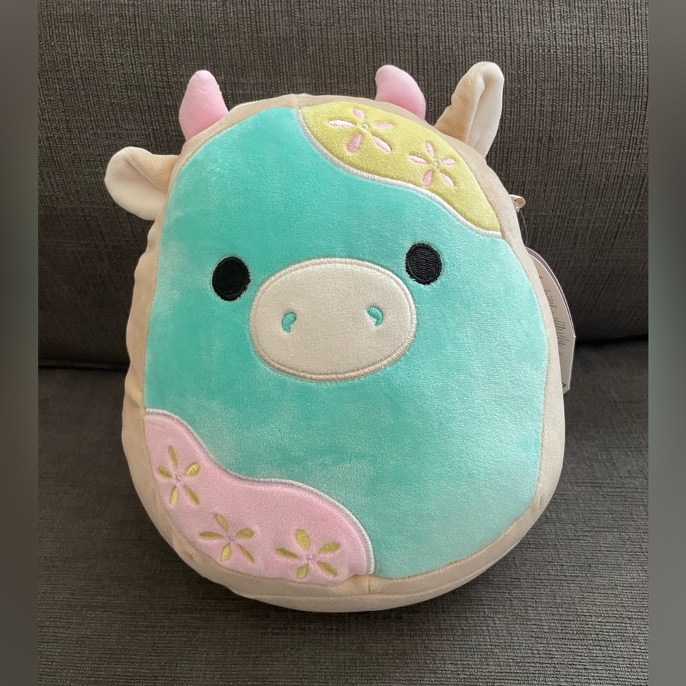 NWT - Squishmallow brand - 8” Springtime Cow